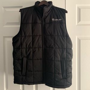 Men’s black Ariat jacket vest